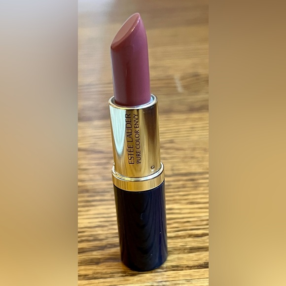 Estee Lauder Pure Color Envy Sculpting Lipstick #440 Irresistible, 0.12 Ounce - Picture 1 of 5